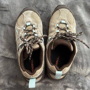 Merrell Kids' Beige and Aqua Sneakers